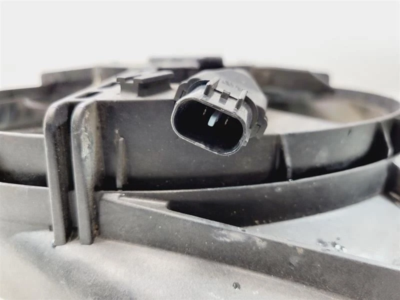 2006 2007 2008 2009 2010 2011 KIA RIO ОХЛАЖДЕНИЯ ВЕНТИЛЯТОР В СБОРЕ 97735-1G000 - Изображение 3 из 4