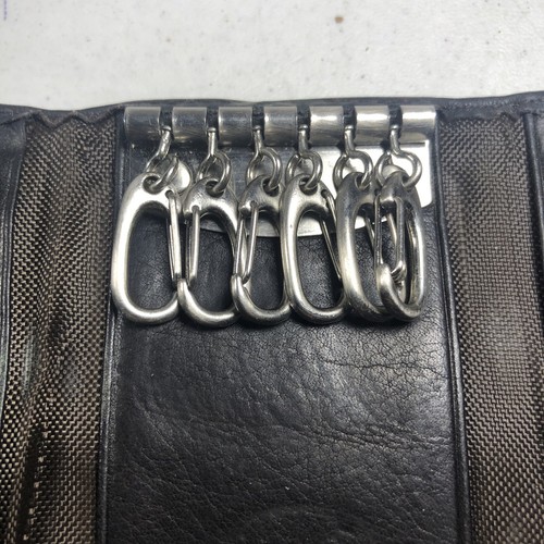 Osgoode Marley Leather 6 Hook Key Case Black Snap Close and snap single key - Picture 5 of 14