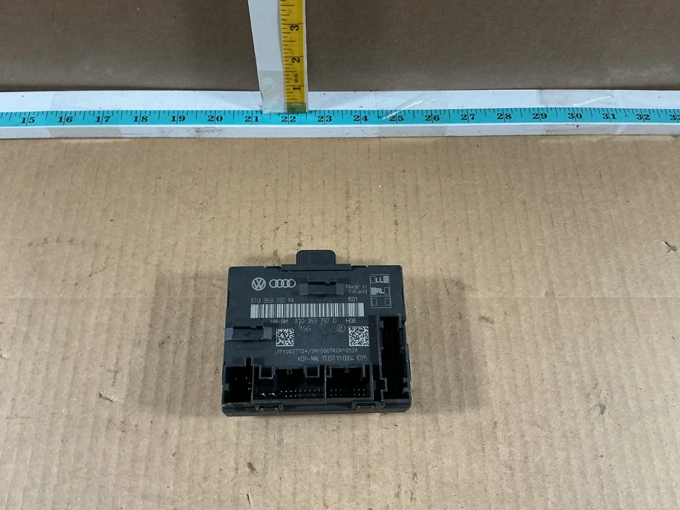 2009-2012 Audi A5 Front Right Door Control Module 8K0959792D OEM - Image 2 of 4