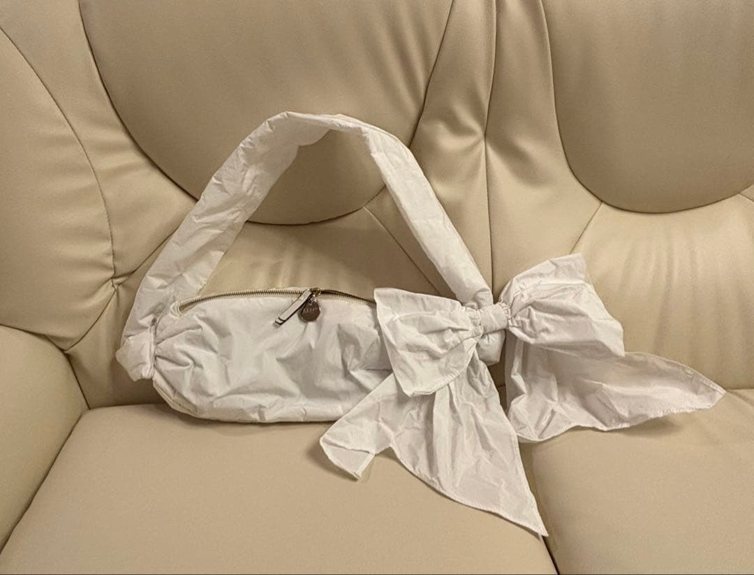 Red Valentino One Shoulder Bag Purse Ribbon Authentic thumbnail 14