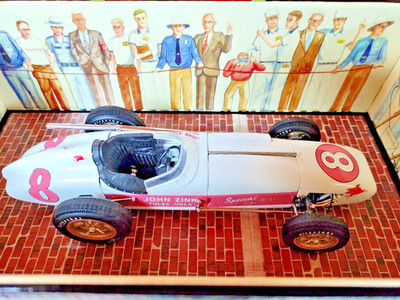 Karussell 1 Watson Roadster 1956 Indianapolis 500 Winner No.8 Maßstab 1:18