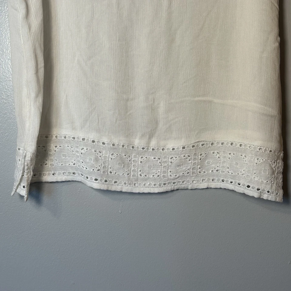 Белая женская блузка без рукавов с петлями на шнурке с V-образным вырезом размер M нежная прозрачная - Изображение 2 из 4