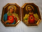 Herz Jesu und Herz Maria - gerahmte Heiligenbilder hinter Glas mit Metallrahmen