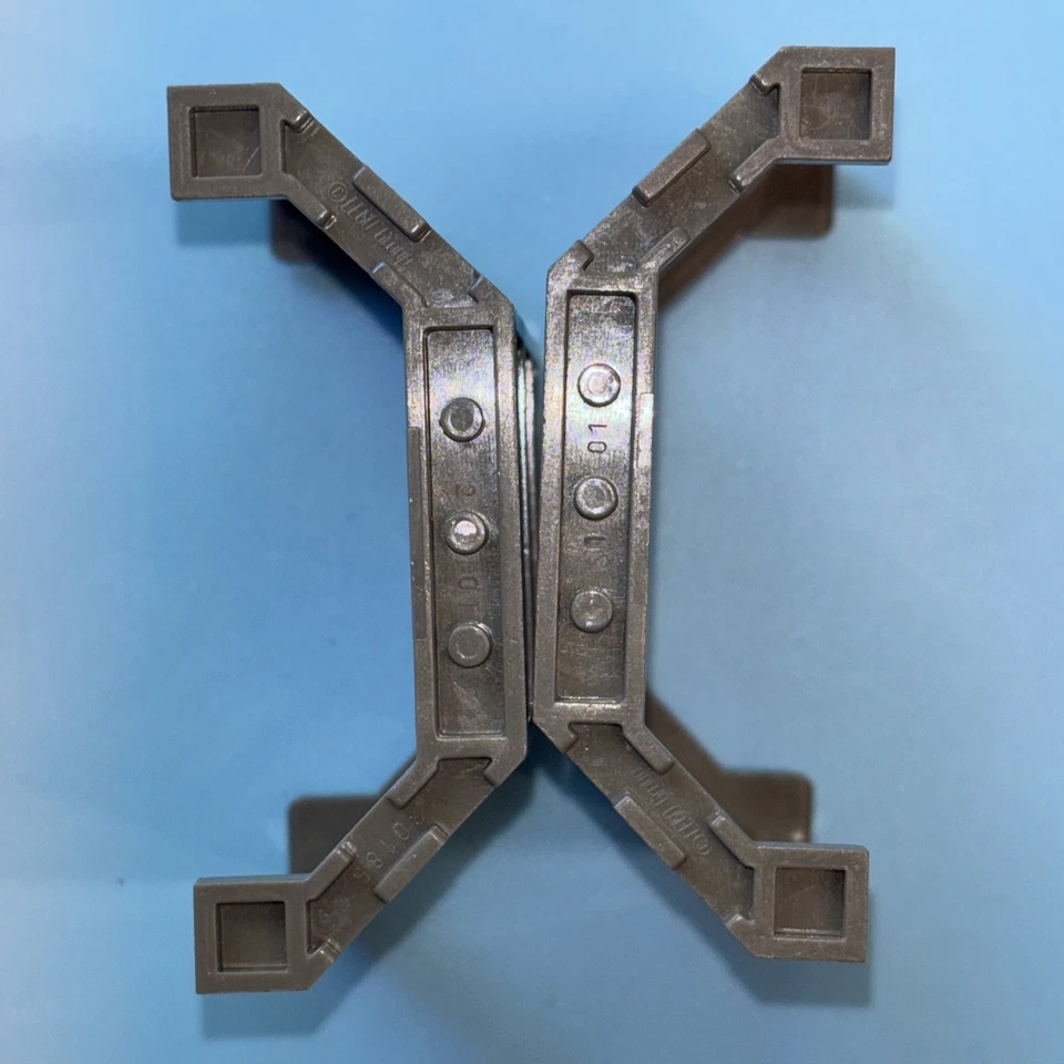 Lego Antiguo Gris Oscuro Bay Ventana 3x8x6 con Trans-Marrón 30185c01 6740 1349 Lote de 2 Foto 3 de 3