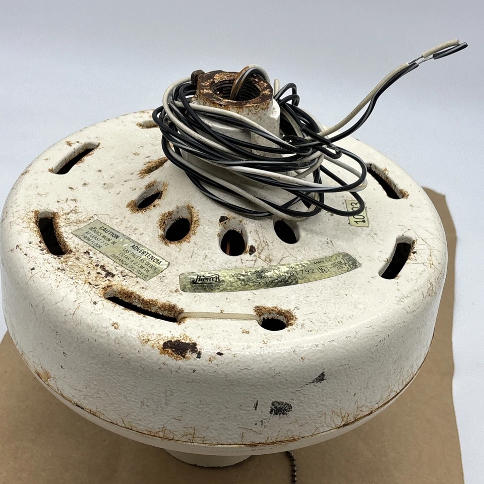 Nonworking Hunter Original Ceiling Fan Motor White Cast Iron Mod 23827A As-is - Image 4 of 4
