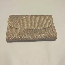 Yea Cheng Paper Straw Clutch Purse Snap Closure 13 1/4” X 9”