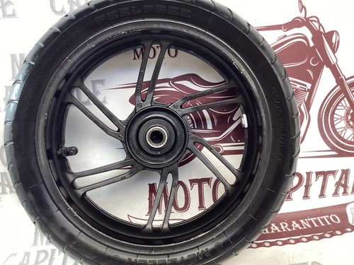 CERCHIO RUOTA POSTERIORE CON GRAFFI E DANNO HONDA SH 350 2025 - Foto 11 di 19