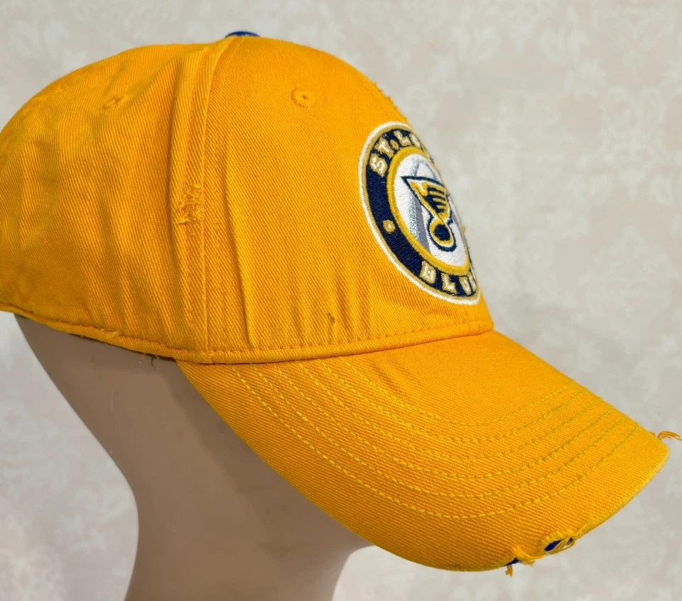 Gorra de béisbol St. Louis azul amarilla talla única/XL envejecida Foto 4 de 4