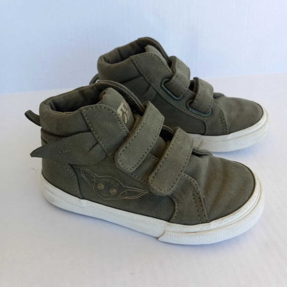 Star Wars Baby Gap Baby Yoda The Child Grogu Sneakers Shoes Toddler Size 8