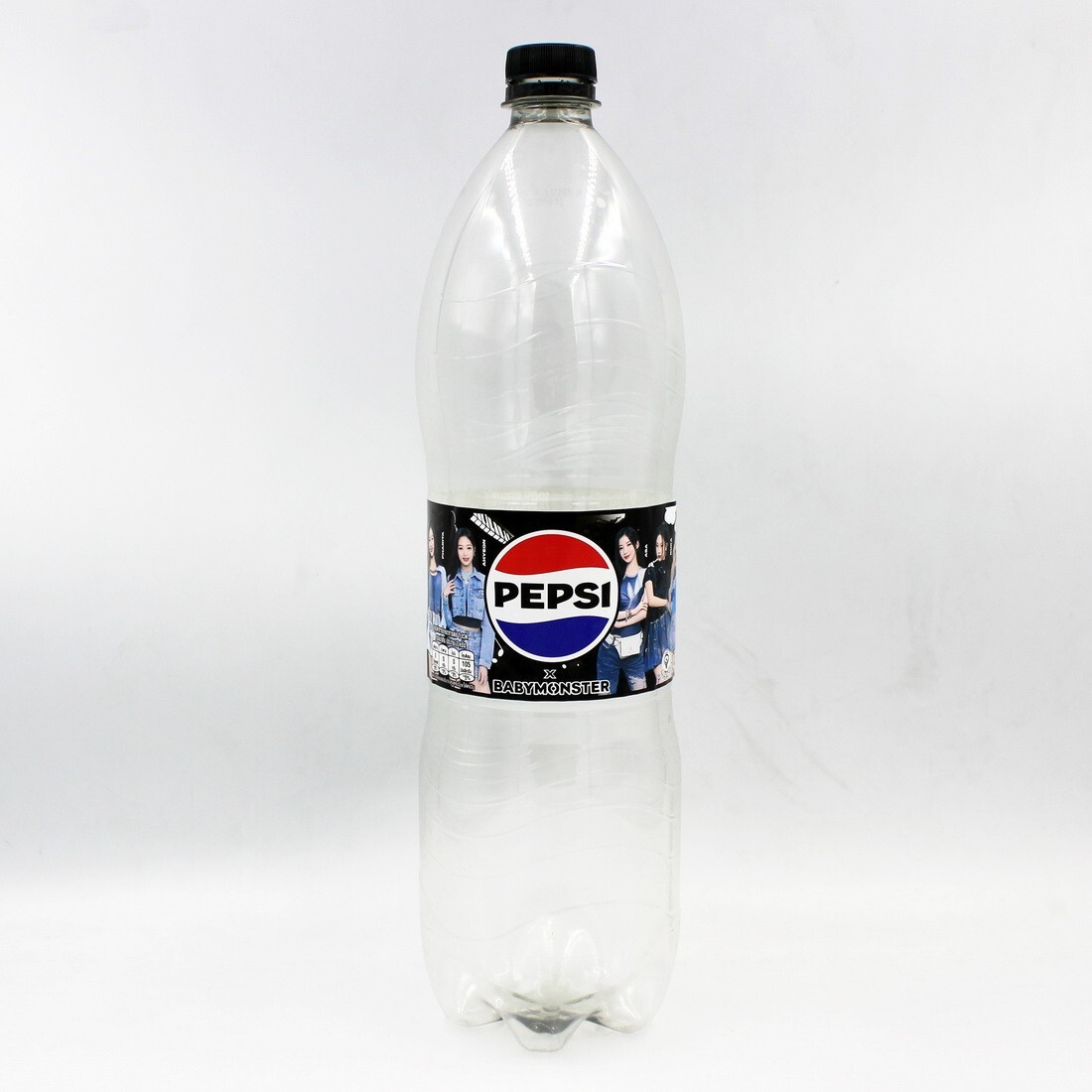ミニチャンプス1/18Tempo Hansent1952 Pepsi PEPSI x BABYMONSTER Empty Bottle 1.45 L Thailand Bamon Chiquita