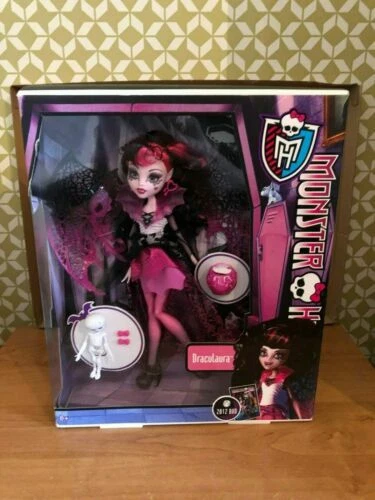 Mattel Doll Draculaura Monster High Dolls & Doll Playsets