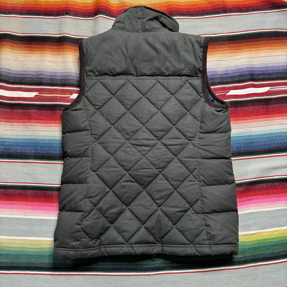 L.L.Bean Upcountry Waxed Cotton Goose Down Quilted Puffer Vest Womens Small - Image 2 of 4
