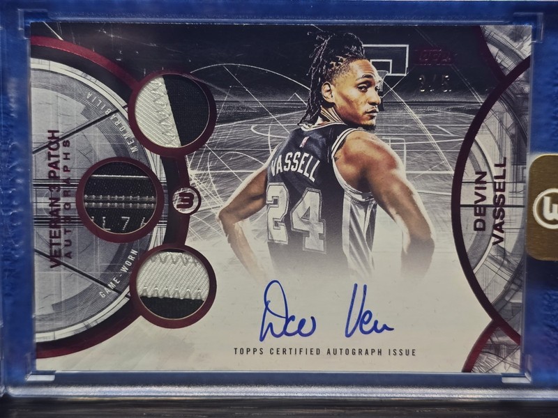 2025-26 Topps Three 3 Devin Vassell red Veteran 3 Triple Patch Auto Spurs 3/5