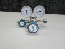 Airgas Y12-N245D540 Gas Regulator 2 Stage 3500PSI Inlet /100 PSI Outlet NIB