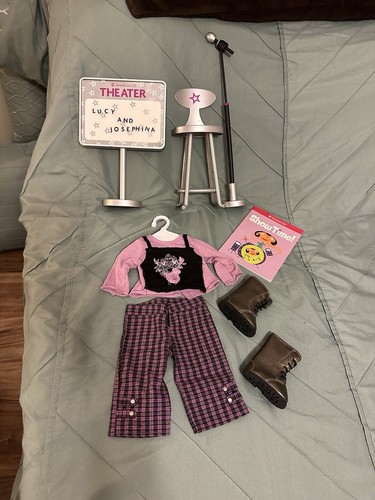 American Girl Doll Singing Star Set with Singing Star Outfit