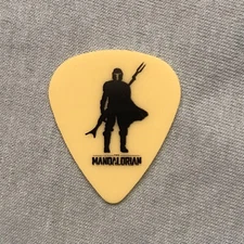 THE MANDALORIAN🎸Guitar Pick🎸STAR WARS  VERY NICE! Highest Quality!!