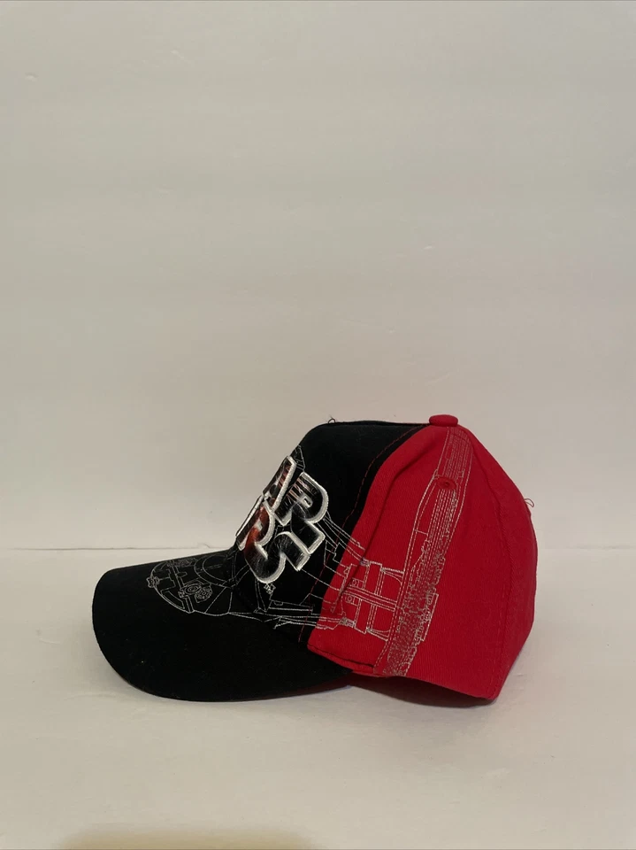 Chapéu Snapback YOUTH Star Wars Lucas Films preto e vermelho - Imagem 3 de 4