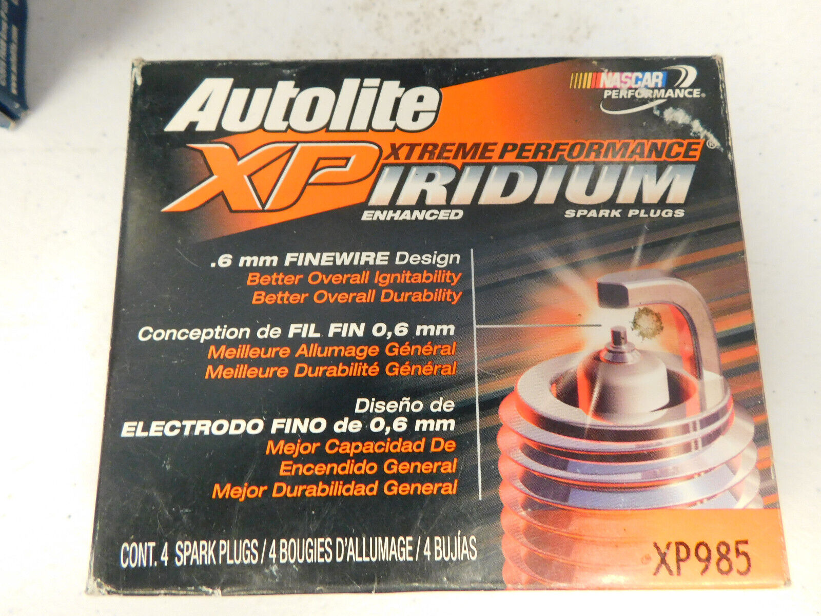 LOT OF 4 AUTOLITE XP IRIDIUM SPARK PLUGS NUMBER XP985