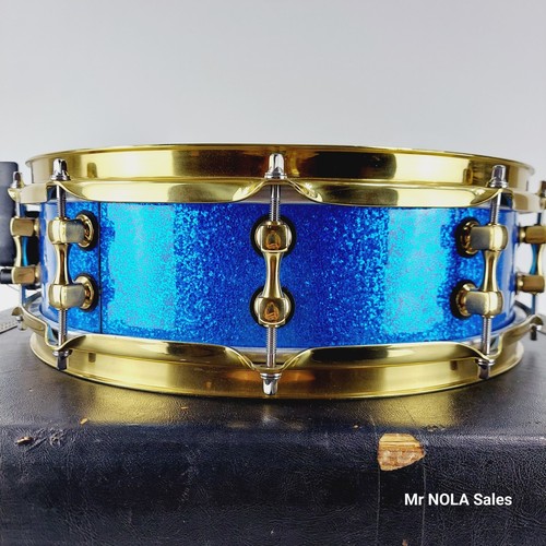 Caja de arce Robert R Keller de colección con borde dorado brillante azul 14" x 4" - Imagen 8 de 16