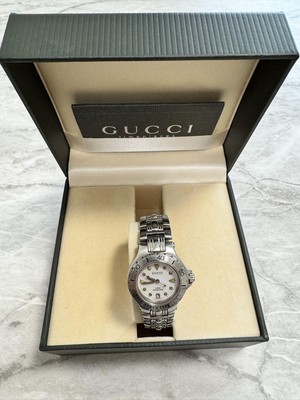Gucci Ladies 100M Waterproof 9750 S/S White Diver Women
