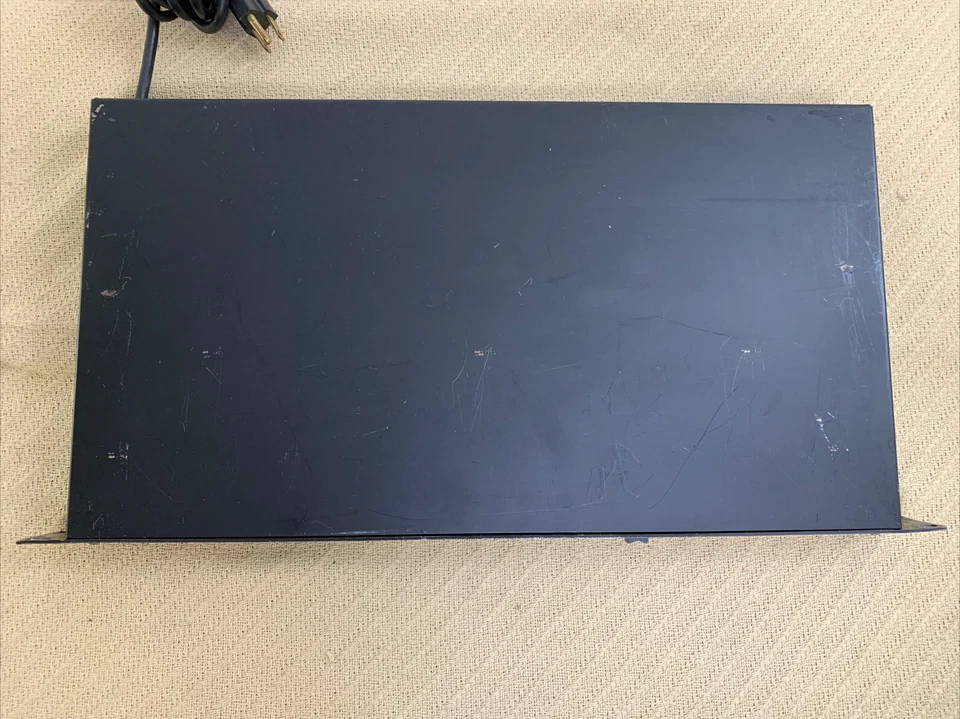 Vintage ART Applied Research & Technology Inc. Pro Verb MIDI effects Rack Mount - Image 4 of 4