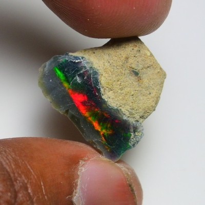 Glatter schwarzer Opal grob 12,65 kt natürlicher äthiopischer Welo Opal roh, ...