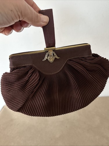 Vintage 40er Jahre Plissee Stoff Geldbörse braun Abendtasche Strass Verschluss Münzbeutel - Bild 14 von 15
