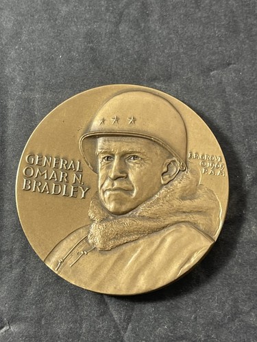 General Omar N Bradley St Louis Break Out July 23 1944 - BRONZE - Medal - w/Box - Bild 2 von 15