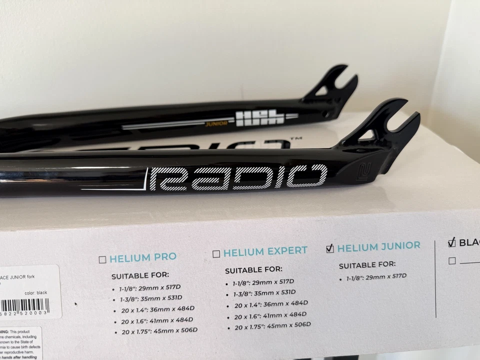 Radio Raceline Junior BMX Race Fork - 1" Steer Tube Black New in Original Box - Image 3 of 4
