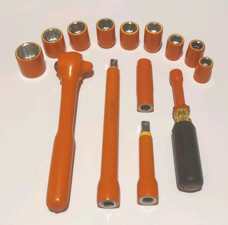 Cementex Insulated Socket Set 14 Pc SAE 12pt 3/8 Drive Assorted w/7/16 6pt NutDr