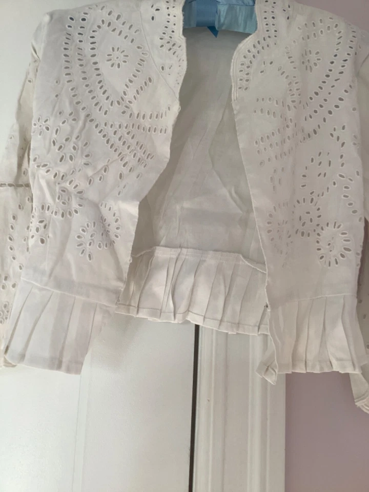 ARDEN B Blouse new with out tags - Image 2 of 4