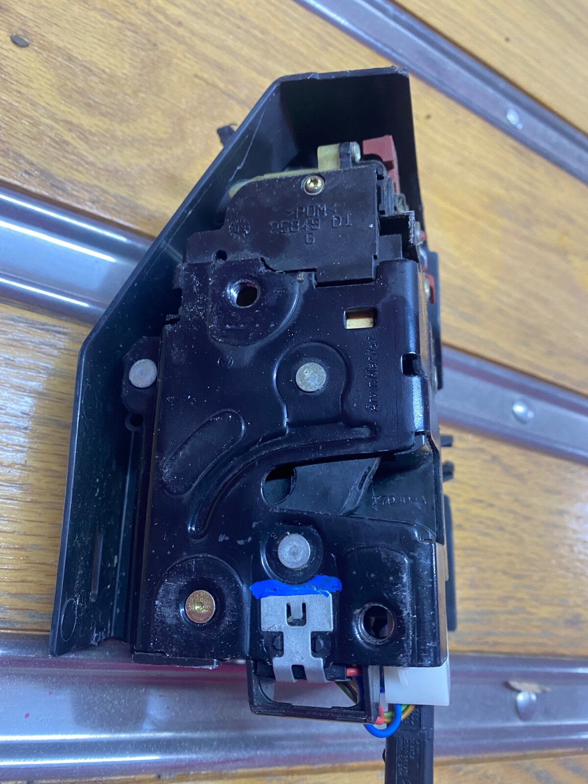 Bentley 04-10 CONTINENTAL Driver Front LH Left Door Latch Release Lock 3w0837349