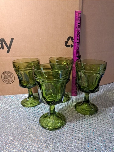4 Vintage Anchor Hocking Fairfield Green Glass Goblets, 6" Tall Excellent