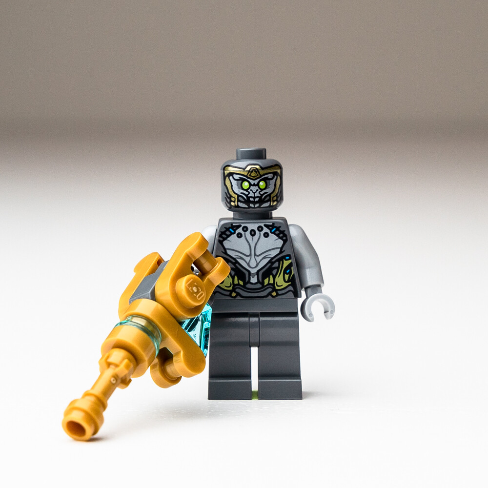 New LEGO® Chitauri Minifigure w/ Weapon Marvel The Infinity Saga