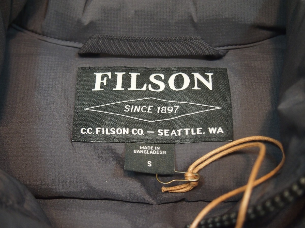 Filson Goose Down Featherweight Puffer Vest NWT Small $250 Filson Goose Down Featherweight Puffer Vest NWT Small $250