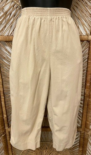 Alfred Dunner Womens Pull On Bermuda 