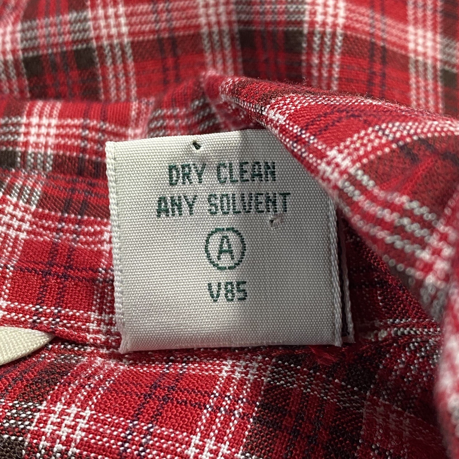 GH BASS Women&rsquo;s Size 4 Shirt Flannel Plaid Button Up Rayon Top Blouse Western