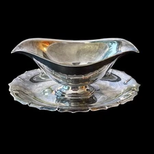 Vintage International Silver Company Gravy Boat & Attached Underplate