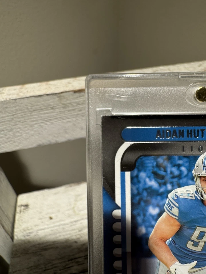 2022 Panini Absolute - Absolute Rookie Materials Aidan Hutchinson #ARM-13 - Image 2 of 4