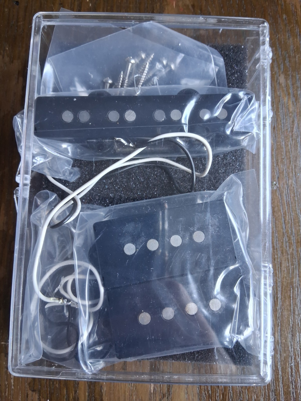 Fender MiM PJ Bass pickups
