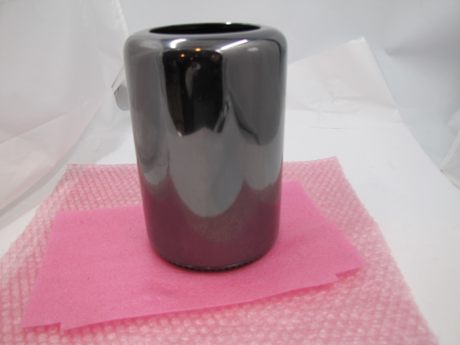 Apple Mac Pro Late 2013 A1481 6-Core E5 3.5GHz 32GB 256GB SSD D500 Monterey