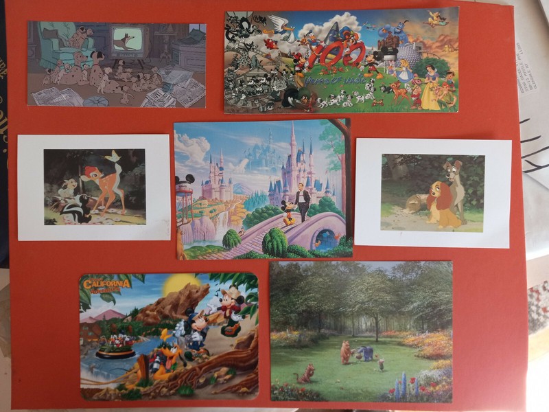 VINTAGE 7 DISNEY POSTCARDS 2001 LOT