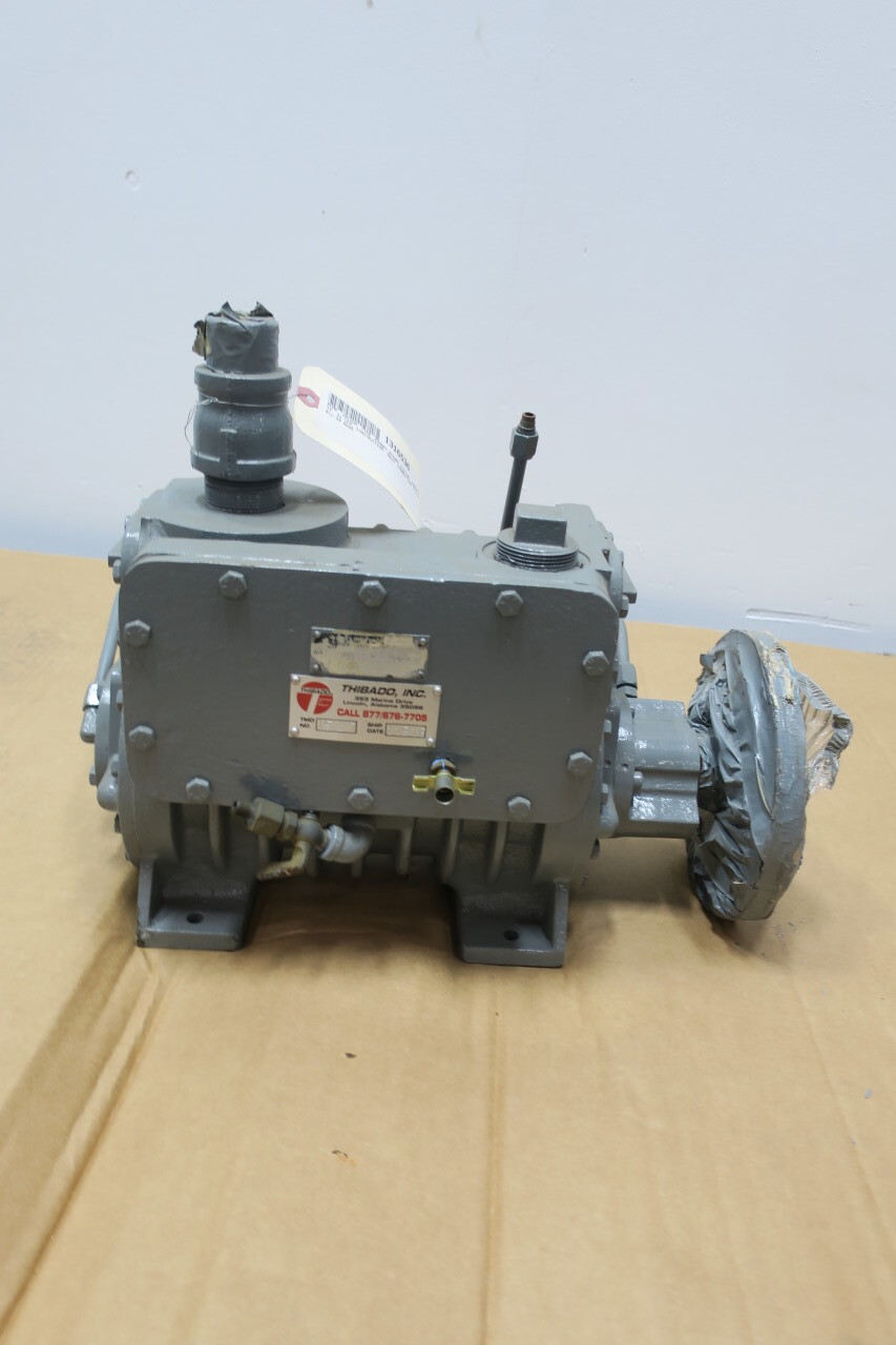 Kinney KD30 Oil Sealed Singlestage Rotary Piston Vacuum Pump 33cfm 1