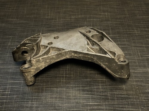 Motorhalter VW Audi Seat Skoda 06J199207P