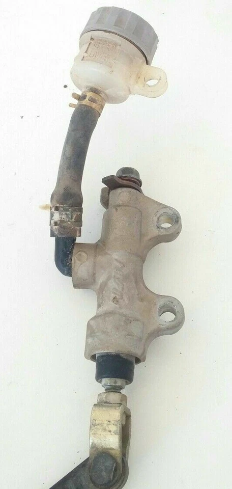 Задний главный цилиндр 2001 Yamaha Raptor 660 No3 CD2 - Изображение 2 из 3