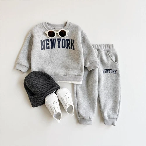 Conjunto de 2 piezas de ropa de invierno para bebés niños cálido terciopelo informal impresión de letras conjunto para niños - Imagen 19 de 39