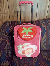 Strawberry Shortcake Rolling Suitcase w/ extending handle. Vintage. 2003