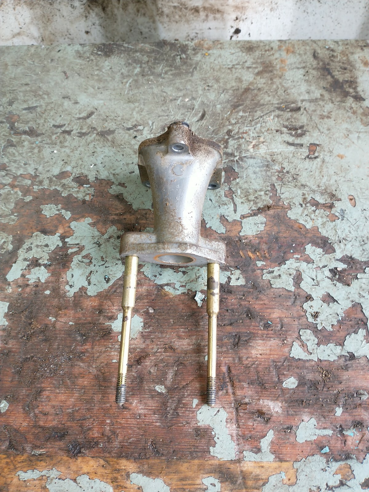 Honda ES6500 Generator Intake Manifold Carburetor Mount eBay