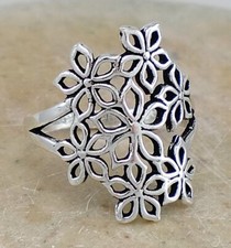 BEAUTIFUL 925 STERLING SILVER MULTI FLOWER RING size 7 style r2336
