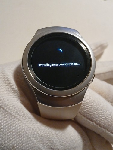 Samsung Galaxy Gear S2 Stainless Steel Silver Case / White SM-R720 Pre-owned - Picture 2 of 10